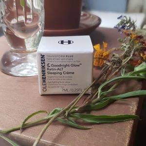 🍒Travel Size OleHenrikson Goodnight Glow Creme✨